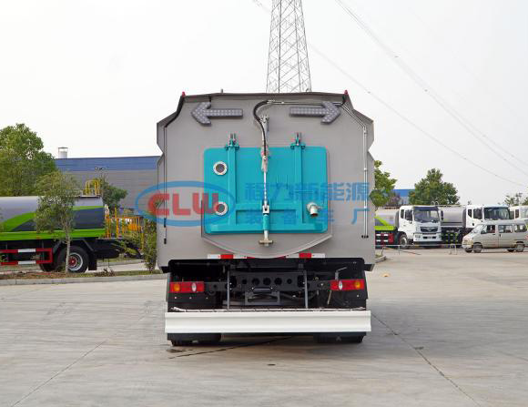 東風(fēng)天錦純電動(dòng)洗掃車圖片5