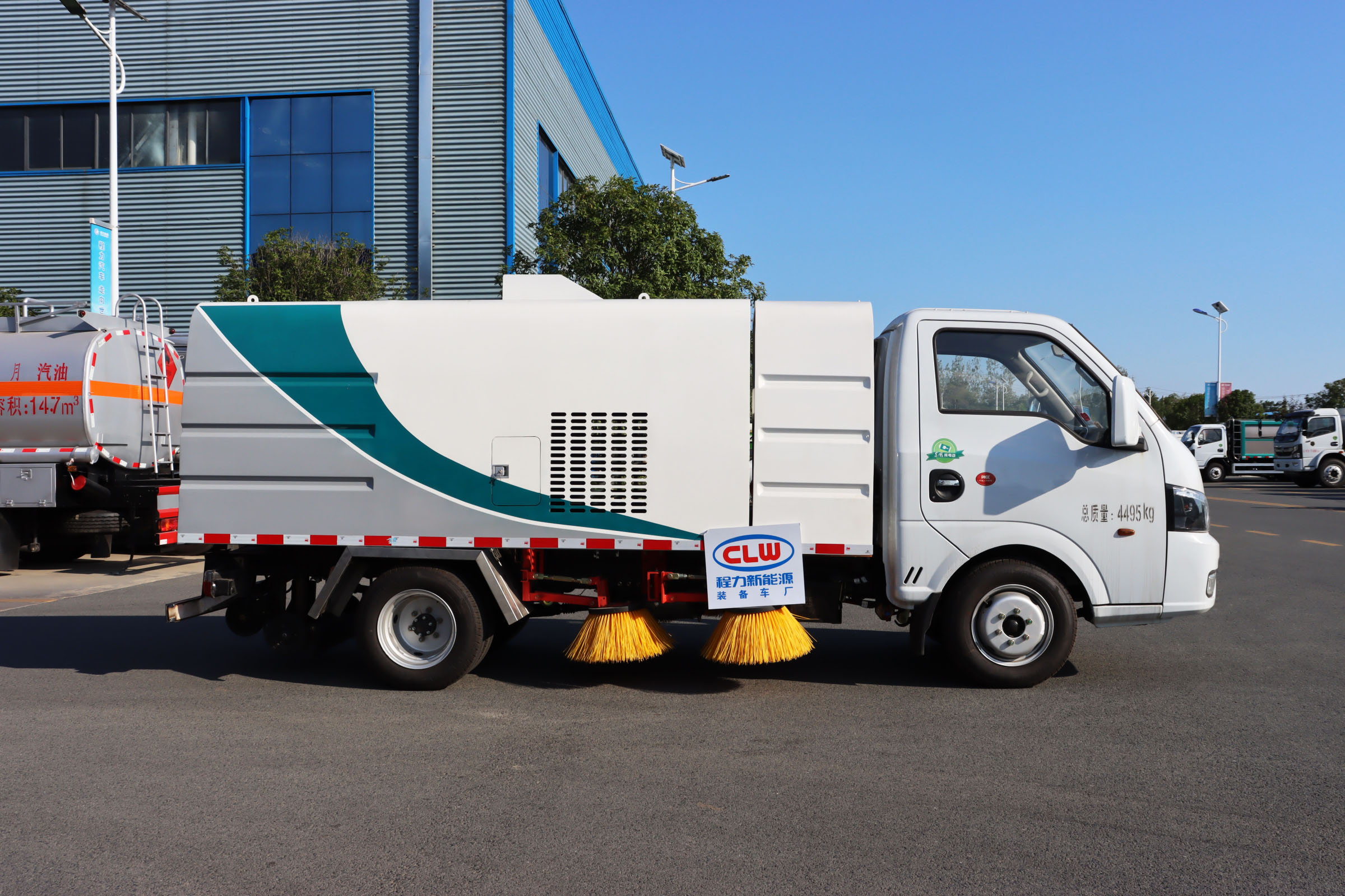 東風途逸純電動2.5方掃路車圖片3