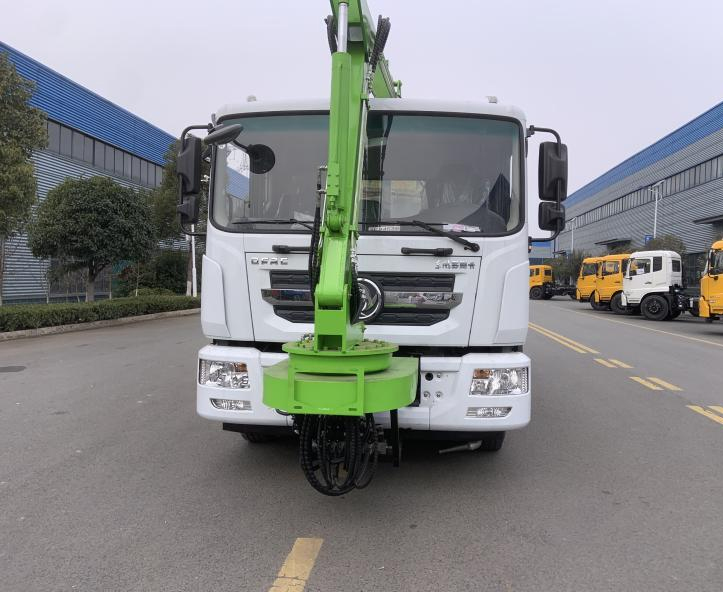 東風(fēng)多利卡10方隧道清洗車圖片2